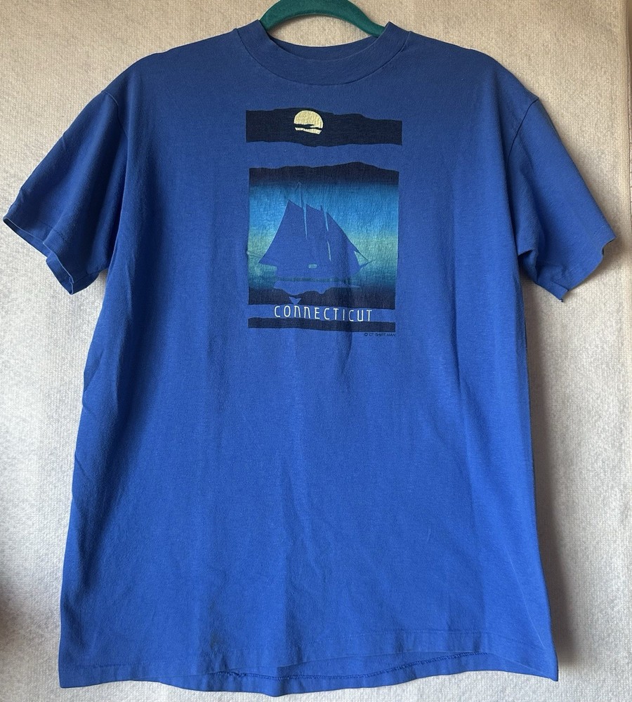 Vintage Hanes Connecticut Sailboat Graphic T Shirt Blue Size L USA Single Stitc