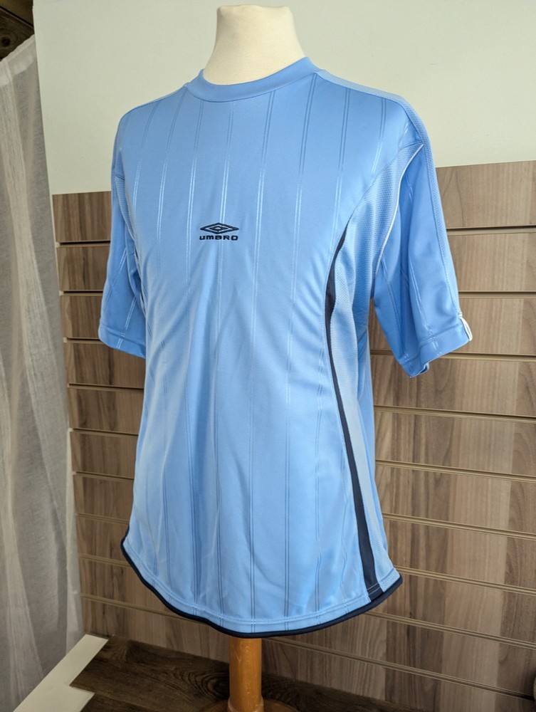 Umbro T-Shirt Drill Stripe Y2K Rare Premium Gym Sports Football 90s Retro UK L