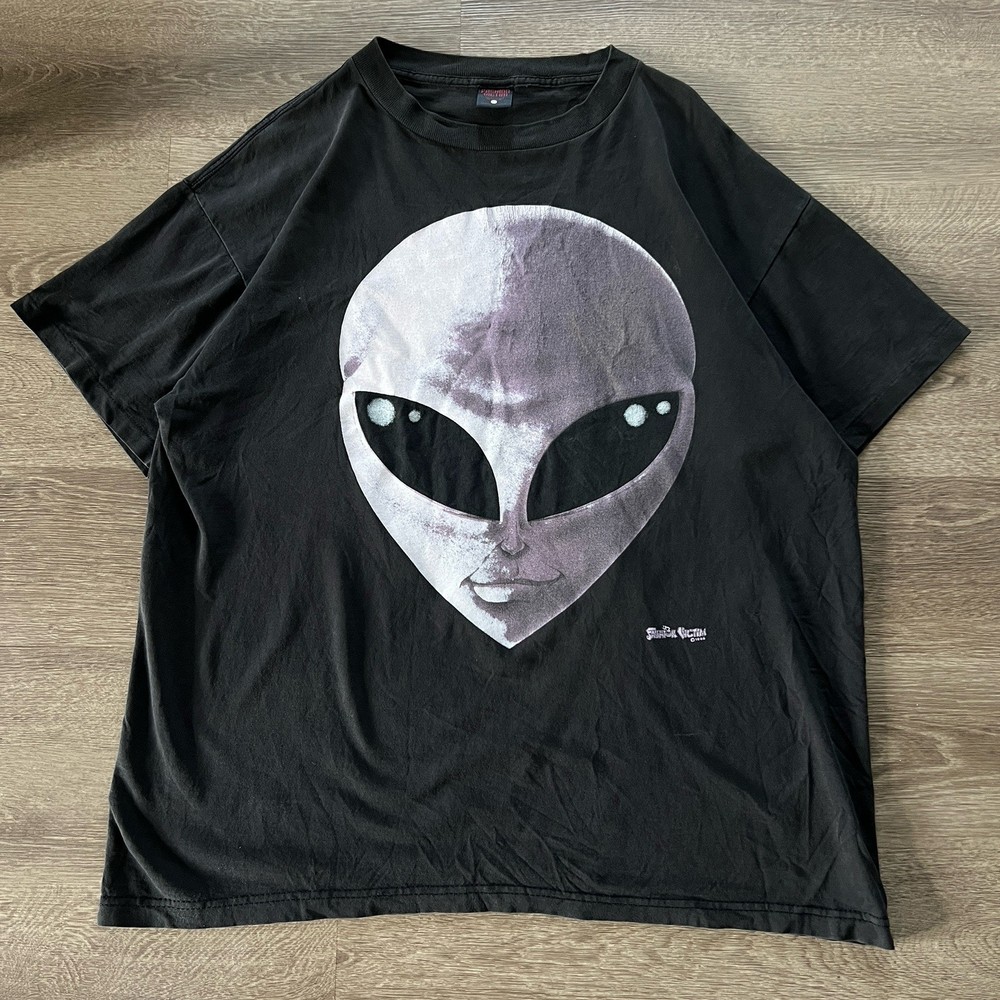 Vintage 1995 Fashion Victim Alien T Shirt Size XL Big Alien Head Single Stitch