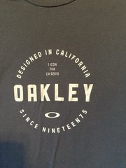 Oakley Men’s Short Sleeve T-Shirt Size S Regular Fit