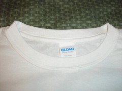 Funny T-Shirt- Realists “The Only Ones Who Really Know What’s Going On” Size L