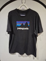 MENS PATAGONIA SHOP STICKER RESPONSIBILI-TEE SIZE LARGE