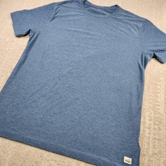 Vuori Strato Tech Tee Shirt Men Large Blue Performance Stretch Athleisure Soft