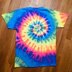 Tie Dye Men’s Medium T-Shirt Choose Kind Shirt Swirl Spiral Colorful Rainbow