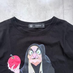 GU x Undercover Disney Snow White T-Shirt Black Graphic Movie Tee Collaboration