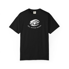 Exclusive Ultra Rare Stephen King We Never Sleep Shirt Horror IT Heavyweight