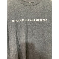 Gildan: schizophrenic and strapped tee