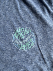 Vineyard Vines Men’s Small Blue Heathered Graphic T-Shirt Marlin Fish Short Slee