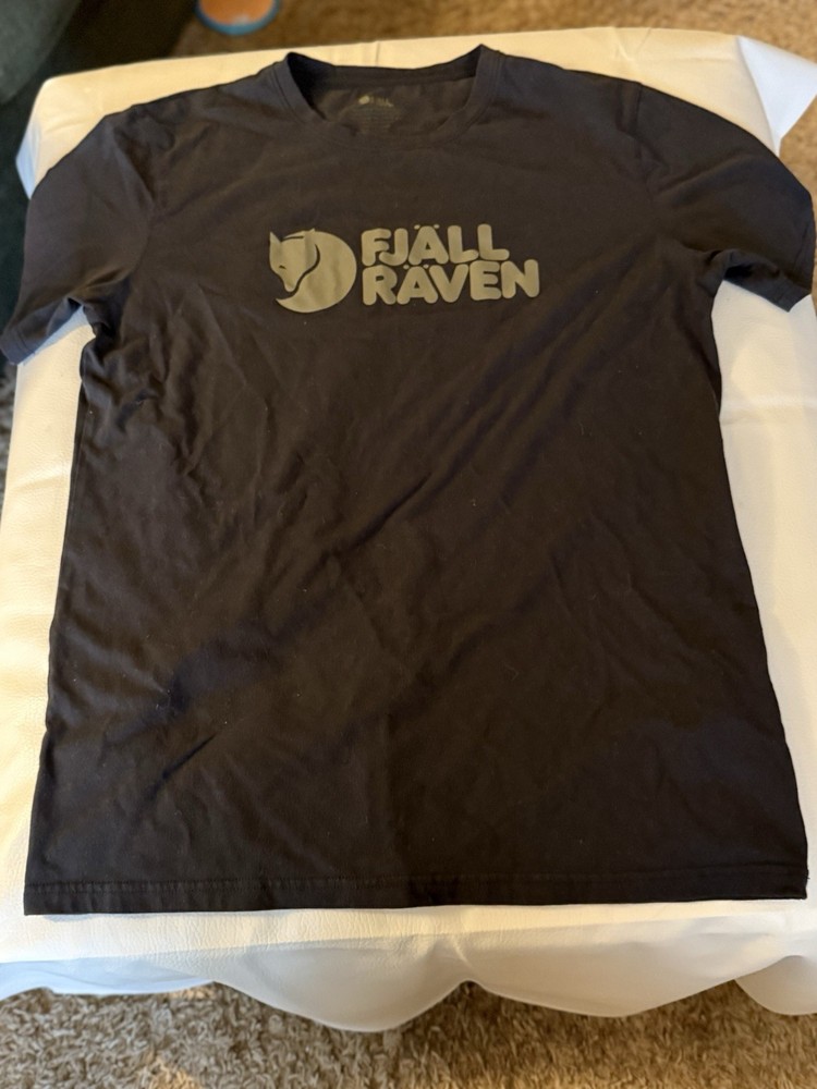 Fjallraven Logo T-Shirt Men’s XL Black Short Sleeve – See Description Size