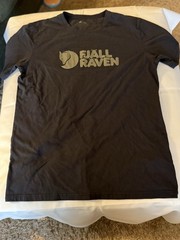 Fjallraven Logo T-Shirt Men’s XL Black Short Sleeve – See Description Size