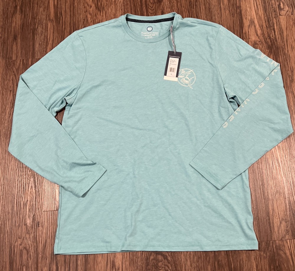Vineyard Vines Men’s LS Graphic Tee Waves Dunes Color Aqua Ocean Heather Size L