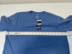 Men’s Shirts, (New w/tags), George Short Sleeve Crew Neck Pocket Tee S (34-36)