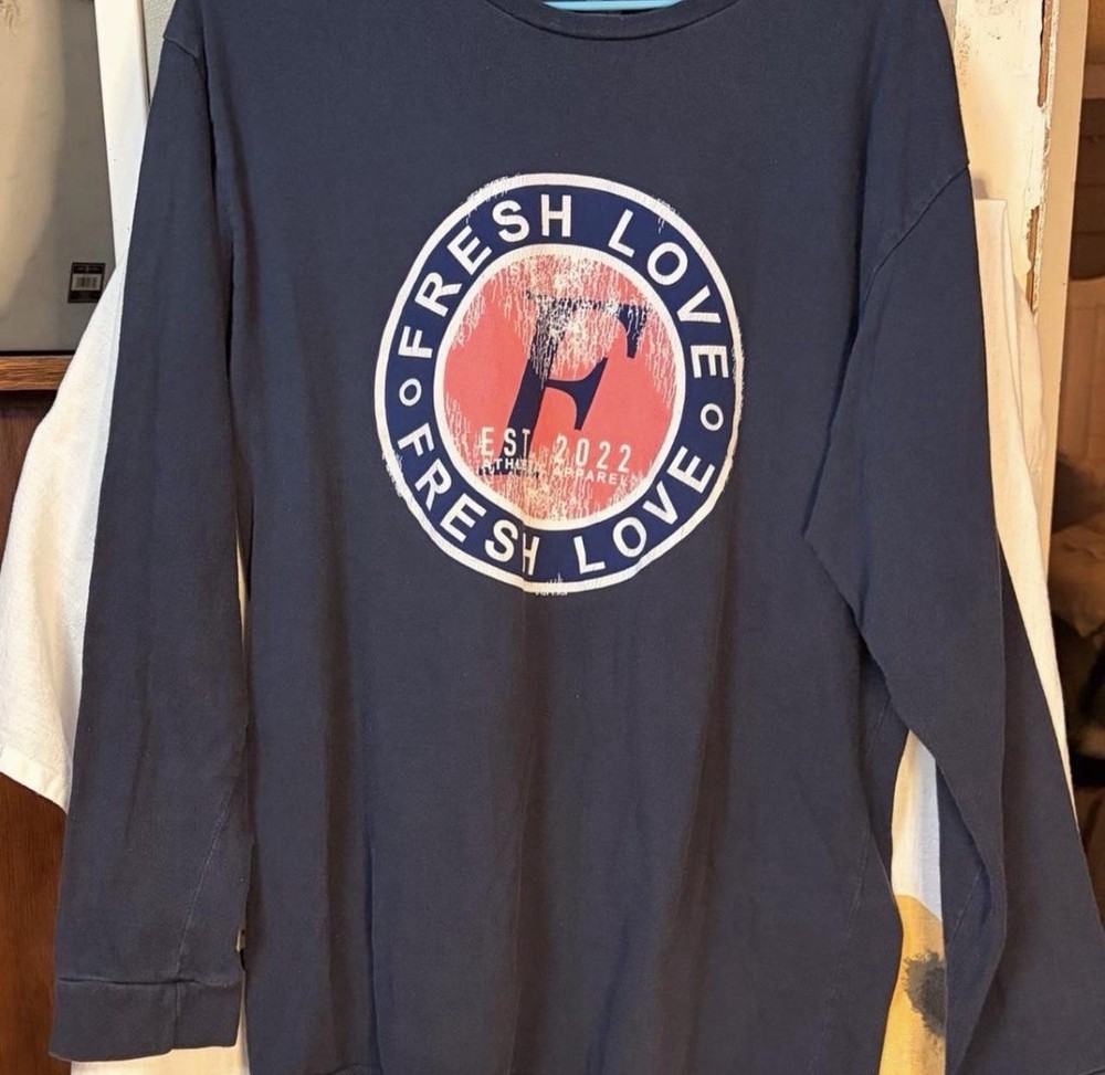 Fresh Love Men’s Navy Blue Cotton Long Sleeve Graphic Crew Neck T-Shirt Size L