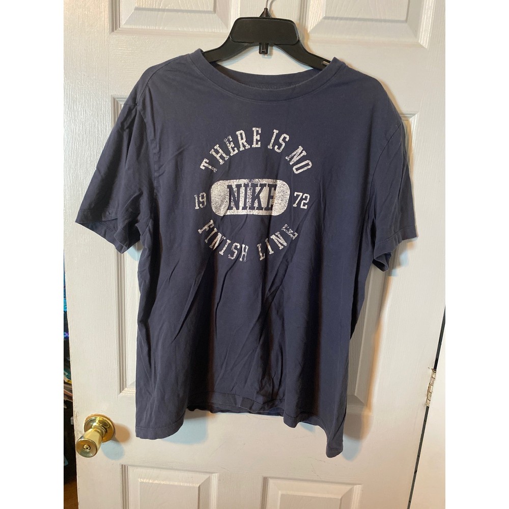 Nike Mens There Is No Finish Line Graphic T-Shirt Navy Blue XL 1972 Distressed