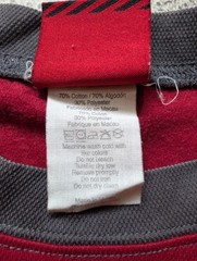 vintage Oakley t-shirt with center logo size XL