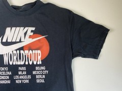 Nike Sportswear World Tour Men’s 100% Cotton T-shirt SIZE: M Move Your Body/Sole