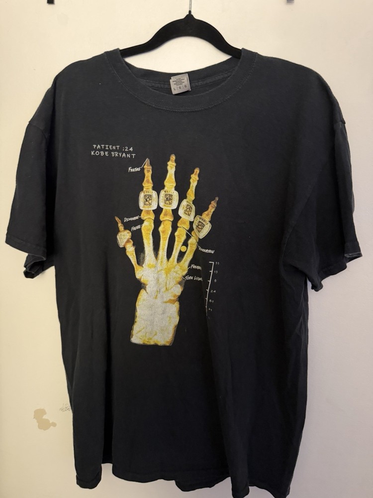 vintage kobe xray hand championship rings tshirt