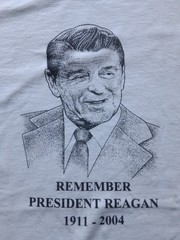 Vintage President Ronald Reagan T-Shirt Size Large