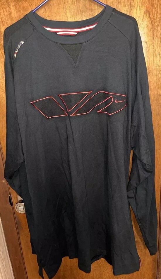 Nike Lebron James Long Sleeve Shirt Black w/Red Logo Men’s 3XL