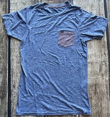 HURLEY PREMIUM T-SHIRT LOT MULTICOLOR 3 PIECES MENS SIZE SMALL EXCELLENT