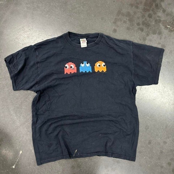 Vintage 2000’s Fruit of the Loom black Pac-Man tee on heavy cotton Sz XL
