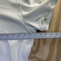 H&M Regular Fit Ribbed Ivory Polo Shirt Size Large