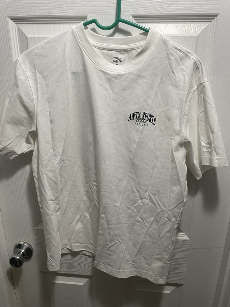 Anta Sports T-Shirt Men’s Medium White Short Sleeve Crew Neck Graphic
