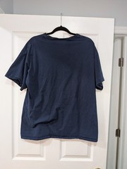 2000s Men’s Large Wolf T-shirt Fruit of The Loom Navy Short Sleeve Graphic Tee