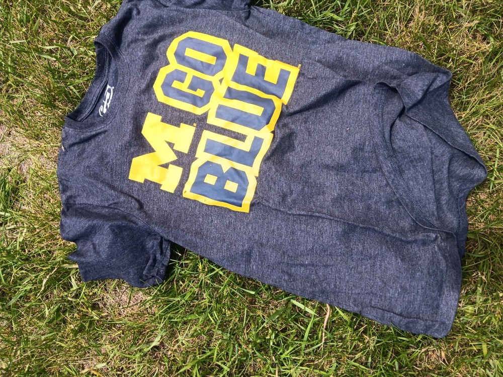 Michigan “GO BLUE” t-shirt Sz S Gray,Blue with yellow print cotton poly blend