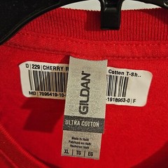 Shrek Fest 2023 XL Cherry Red Gildan Brand T-Shirt Machine Wash Dry 100% Cotton