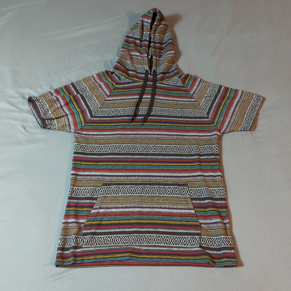 Beautiful Giant Hoodie Medium Multi Color Pullover Aztec Print Short Sleeve