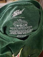 Mountain Dew Graphic Outdoorsman buck Fish Jet Ski Snow Mobile T-shirt Size L