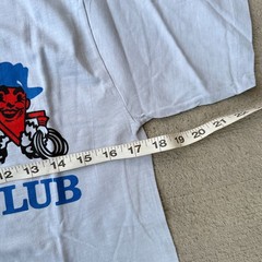 Four Seasons Unisex T-Shirt Blue Nevada Club Graphic Print Short Sleeve Tee M