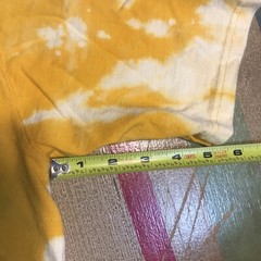 Champion Thick T-shirt Chest Logo Tie Dye Yellow Mens Tag Small￼ Acid Wash