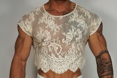 LACE CROPPED SHIRT SIZE MEDIUM