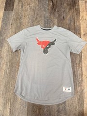Under Armour Men’s Gray Short Sleeve Tee with Red and Black Bull Logo Large