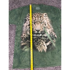 The Mountain Leopard Graphic T-Shirt XL Green Tie Dye Carol Cavalaris Big Cat T