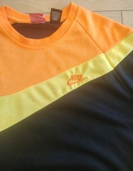 Nike Tri-Color Short Sleeved Men’s Tee Shirt Size Large A5