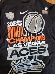 Las Vegas Aces Nike Unisex 2025 WNBA Finals Champions Locker Room SIZE M, T-Shit