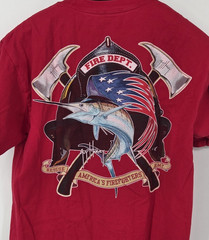 Guy Harvey BlueWater Firefighter Fire Swordfish T Shirt Mens Size Medium Red USA