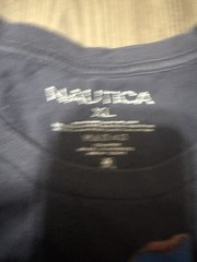 Nautica navy blue graphic tee with California map design. l