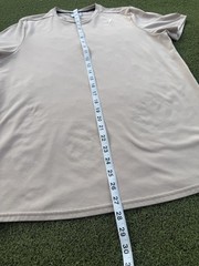MODERN Y2K 2000s ATHLETIC SPORTY ELASTIC BREATHABLE MATERIAL GYMSHARK TAN TEE