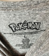 NWT Mens Nintendo Pokémon Trainer Poke Ball Tee Shirt Gray Shirt Sleeve Sz Large
