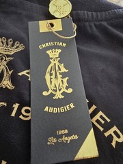 Christian Audigier size XL Embellished Graphic T-shirt Black.