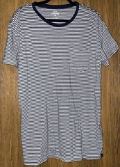 LOT OF 3 AMERICAN EAGLE MENS T-SHIRTS, 1 V-NECK & 2 CREW NECK SHIRTS SZ LARGE