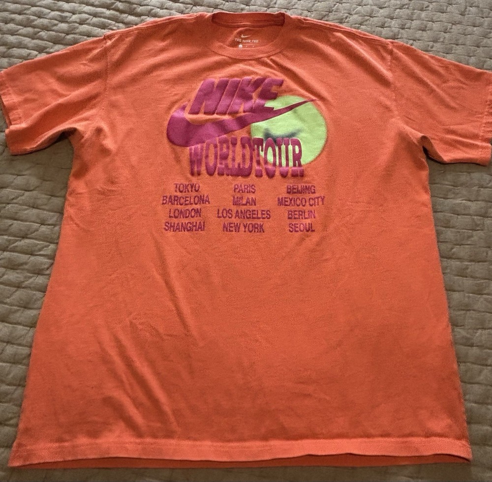 Y2K Nike World Tour Orange Tennis T-Shirt Size Large