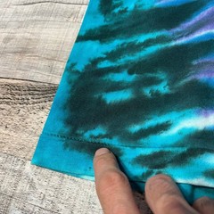 Crystal Shirt XL Tie Dye Vintage AOP Liquid Blue Gemstone Rainbow Test Print