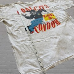 VTG 80’s COOL CATS USE A CONDOM SINGLE STITCHED WHITE T-SHIRT FITS M