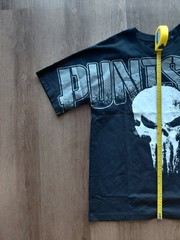 Marvel “The Punisher” Graphic T-Shirt | Uncommon Huge Y2K Print Men’s Small