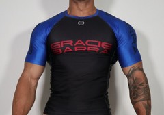 MEN’S BLACK/BLUE COMPRESSION SHIRT SIZE M